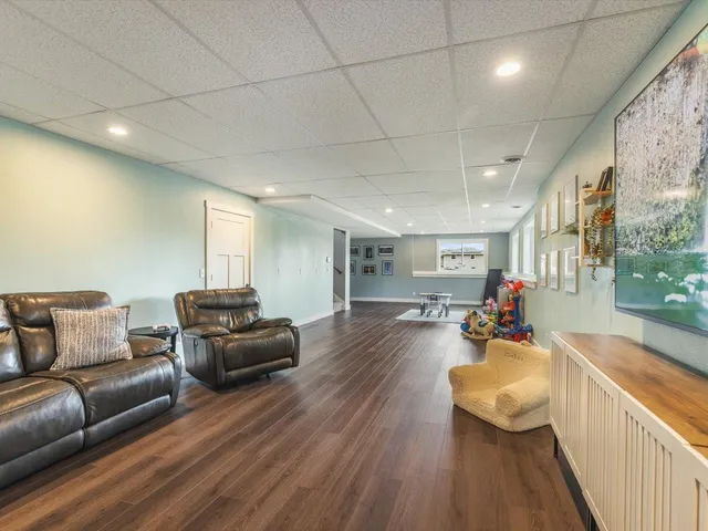 $304,000 | 1464 Chadbourne Drive, Lake Summerset, IL 61019