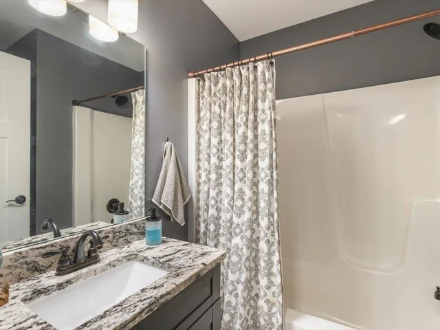 $304,000 | 1464 Chadbourne Drive, Lake Summerset, IL 61019