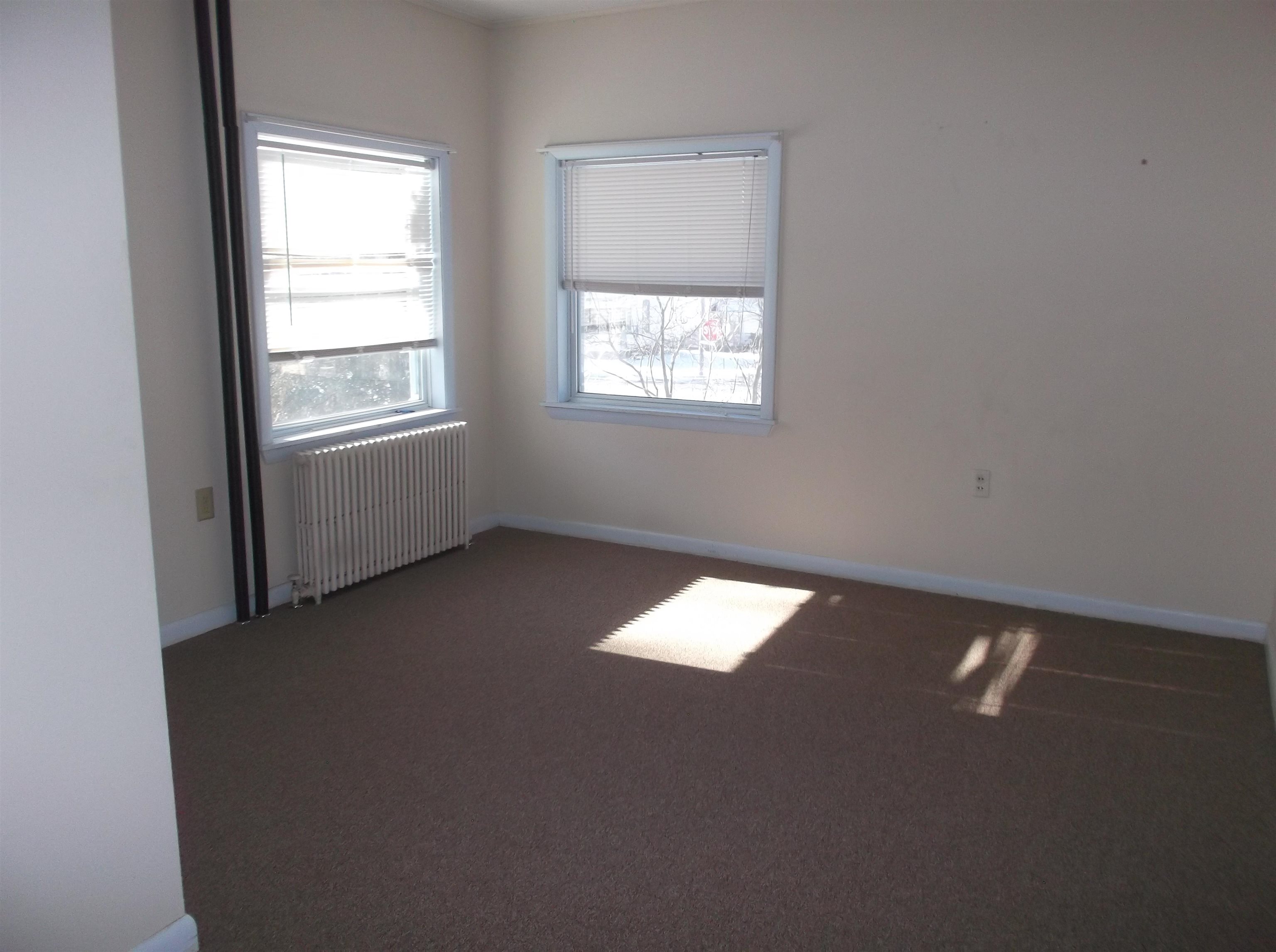 37-1 Upper Welden Street St. Albans, VT 05478 - Photo 9 of 14