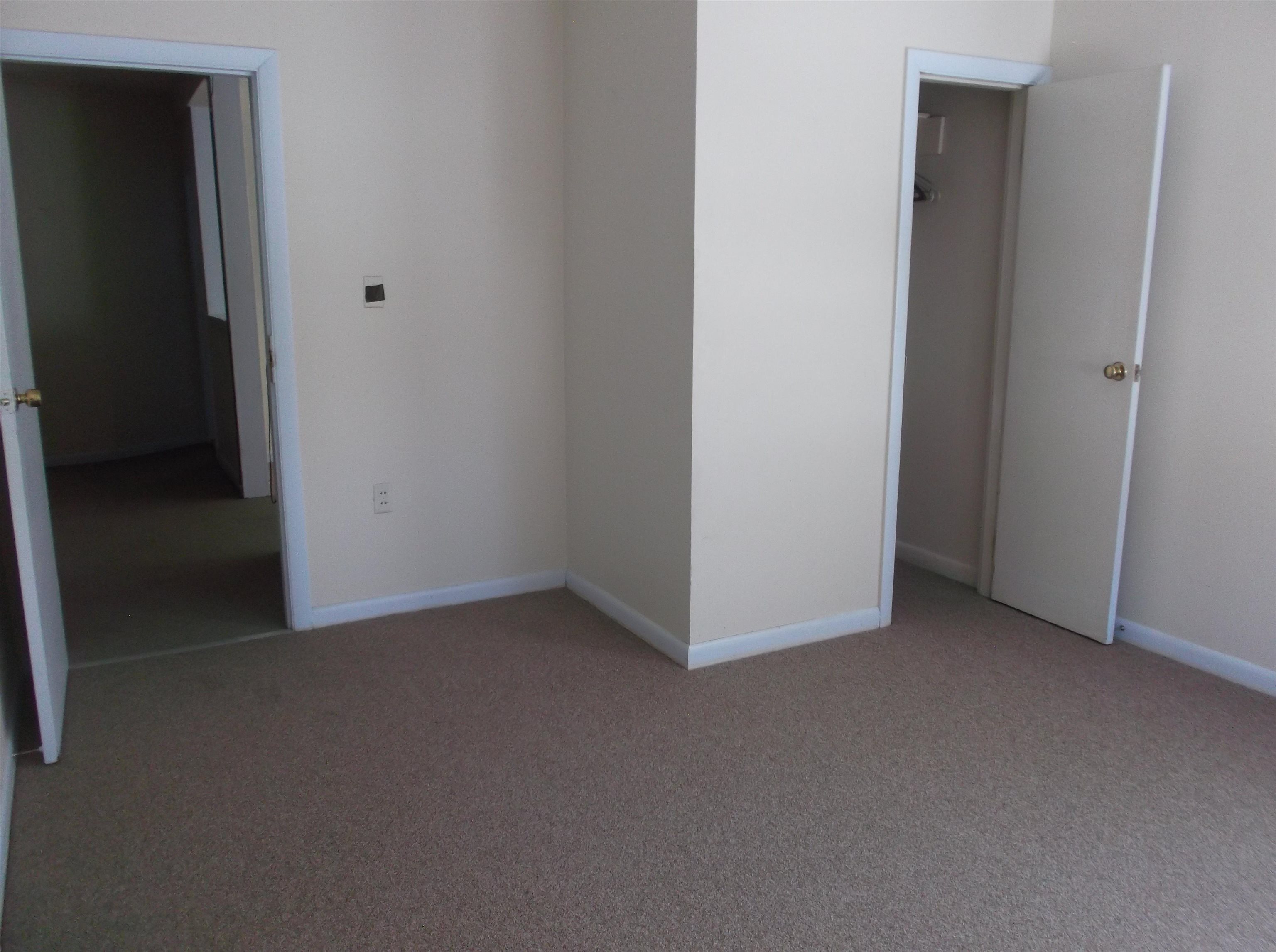 37-1 Upper Welden Street St. Albans, VT 05478 - Photo 10 of 14