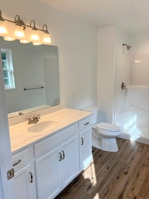205 Rutledge Circle Salem, VA 24153 - Photo 14 of 27 33 (2)
