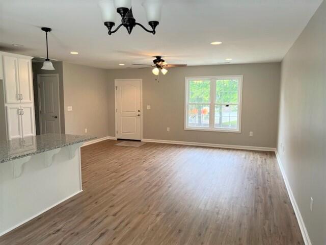 205 Rutledge Circle Salem, VA 24153 - Photo 5 of 27 living room 2 (2)