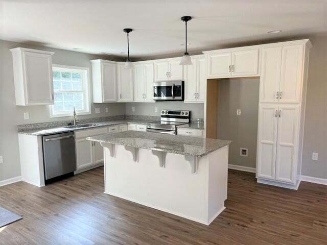 205 Rutledge Circle Salem, VA 24153 - Photo 8 of 27 11 (2)