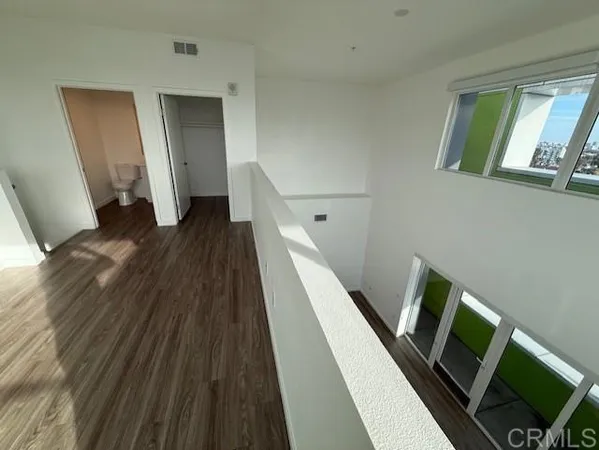 $4,599 | 5750 Hollywood Boulevard, Unit 709, Los Angeles, CA 90028