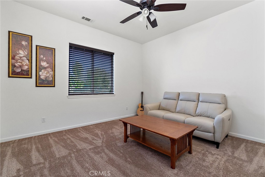 18205 Walnut Avenue Atascadero, CA 93422 - Photo 20 of 46 a living room with furniture and a window