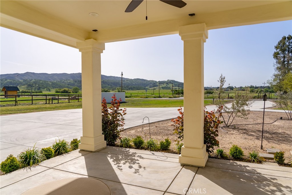 18205 Walnut Avenue Atascadero, CA 93422 - Photo 29 of 46 a view of a street with a ocean view