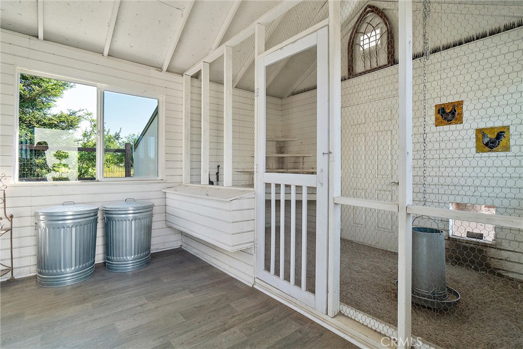 18205 Walnut Avenue Atascadero, CA 93422 - Photo 41 of 46 a bathroom with a sink a toilet and a shower