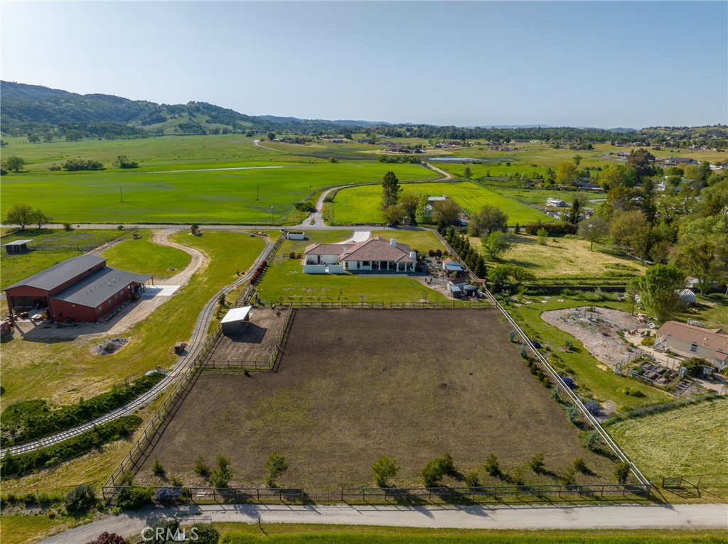18205 Walnut Avenue Atascadero, CA 93422 - Photo 45 of 46 a view of a swimming pool and outdoor space