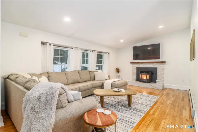 $600,000 | 113 South King Street, Danbury, CT 06811