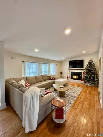 $600,000 | 113 South King Street, Danbury, CT 06811