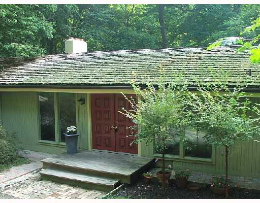 464 Blackburn Road Sewickley, PA 15143 - Photo 1 of 8 Exterior Front.
