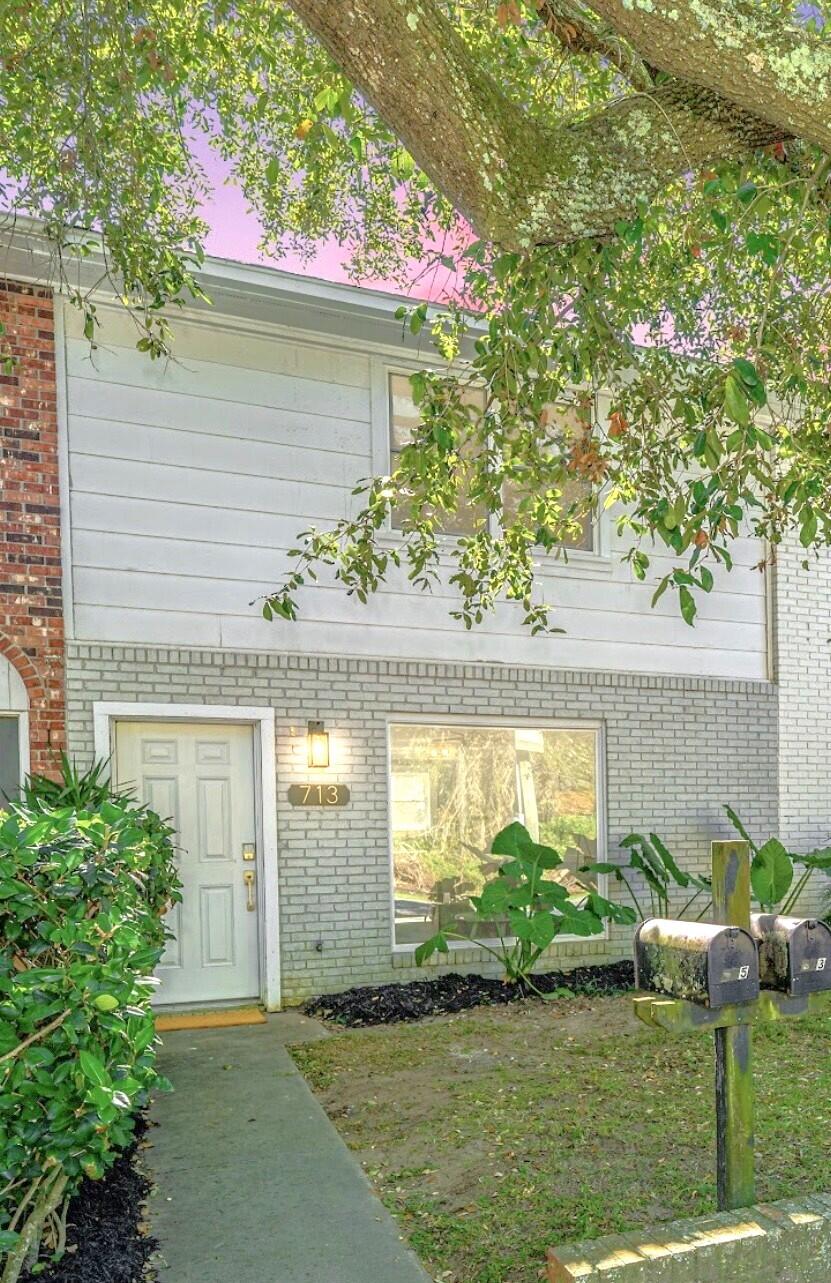 713 Center Street Mount Pleasant, SC 29464 - Photo 1 of 35 Twilight