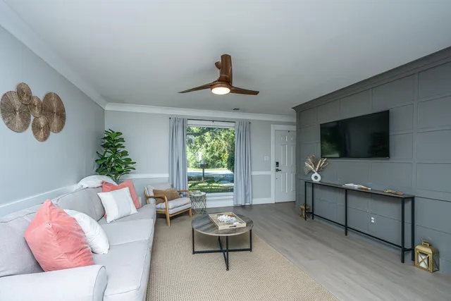 $3,600 | 713 Center Street, Mount Pleasant, SC 29464