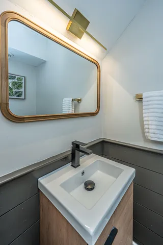 $3,600 | 713 Center Street, Mount Pleasant, SC 29464