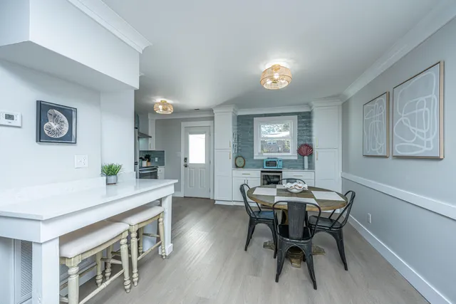 $3,600 | 713 Center Street, Mount Pleasant, SC 29464