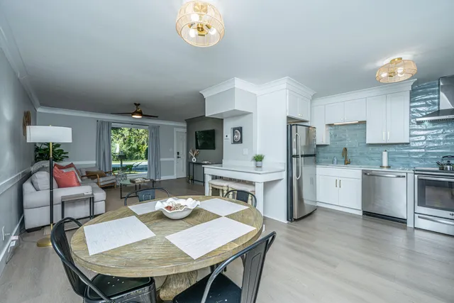 $3,600 | 713 Center Street, Mount Pleasant, SC 29464