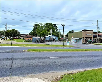 $850,000 | 7634 Highway 23, Belle Chasse, LA 70037