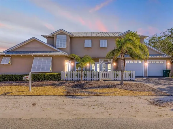 $1,695,000 | 201 South Cooper Street, New Smyrna Beach, FL 32169