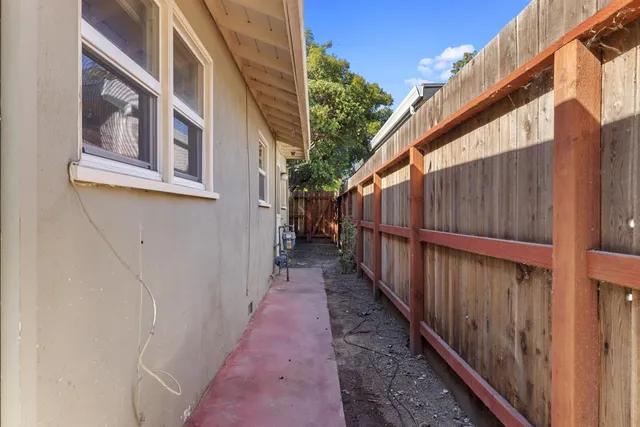 $470,000 | 920 Hackberry Avenue, Modesto, CA 95350