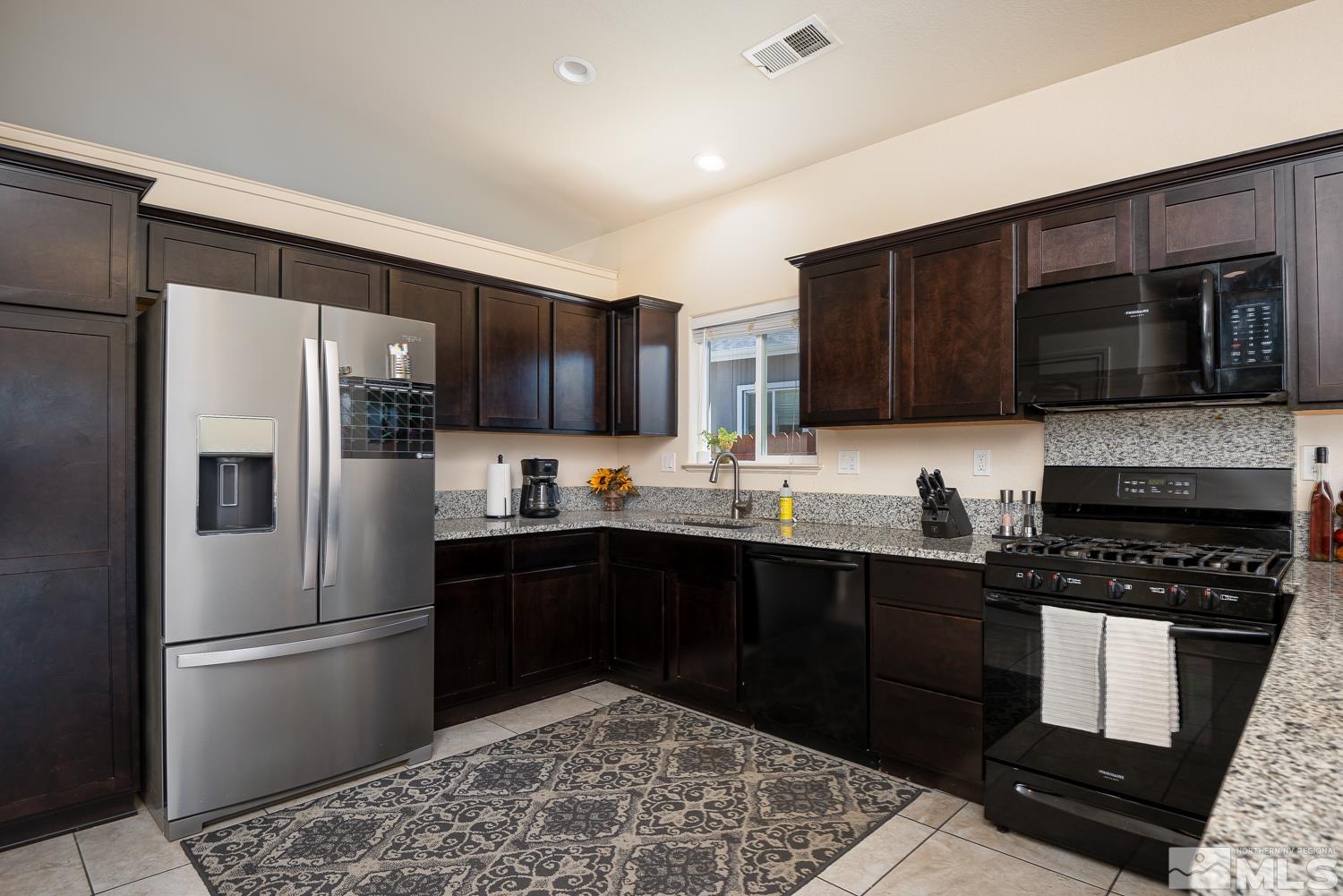 18638 Haskell Peak Court Reno, NV 89508 - Photo 6 of 27 Photo 6