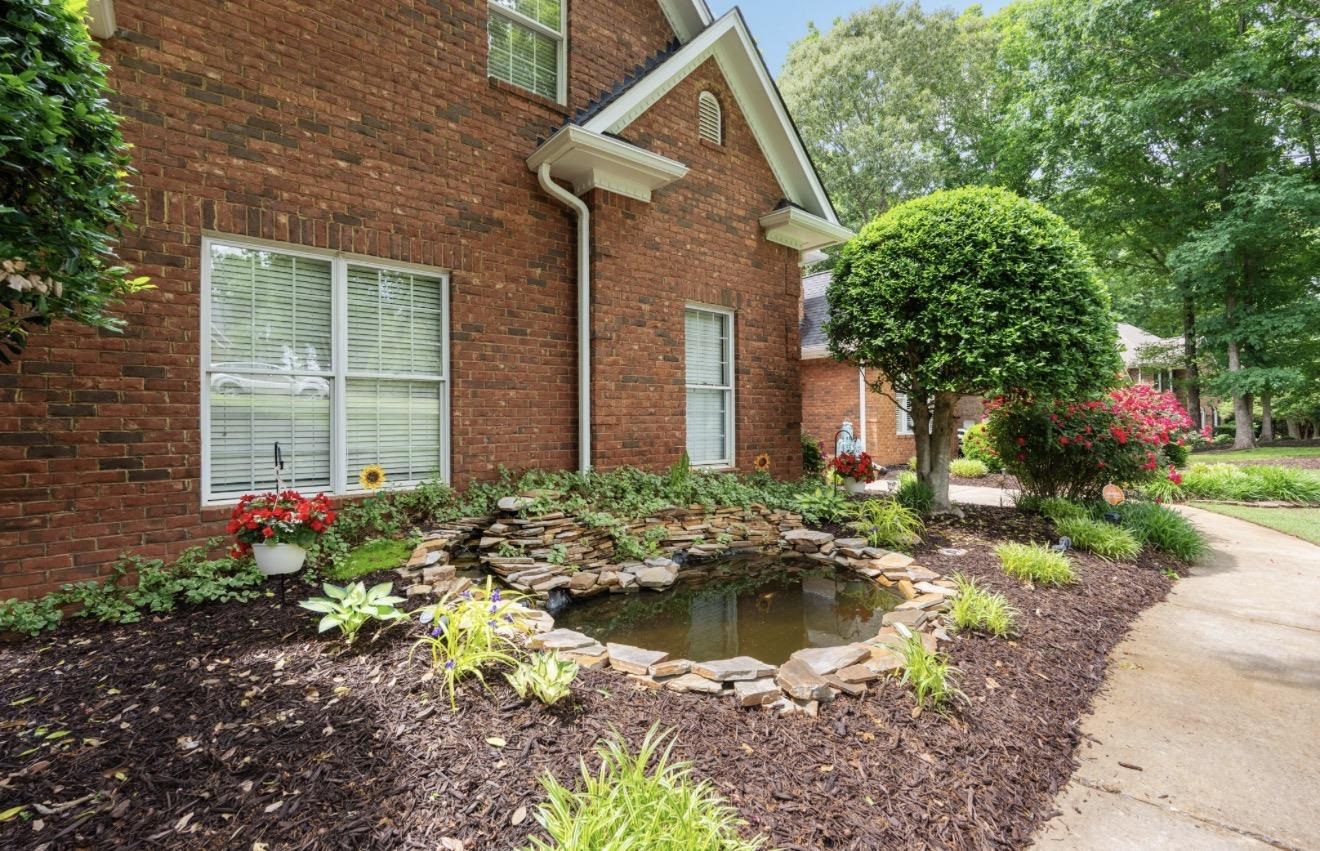 110 West Woodglen Road Spartanburg, SC 29301 - Photo 4 of 49 Gallery Image 4