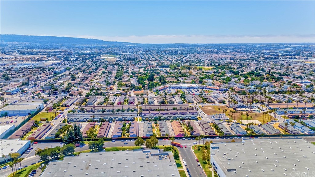 47 Paradise Valley South Carson, CA 90745 - Photo 37 of 40