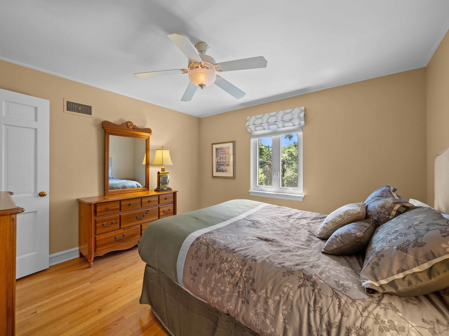9530 Harding Avenue Evanston, IL 60203 - Photo 40 of 54