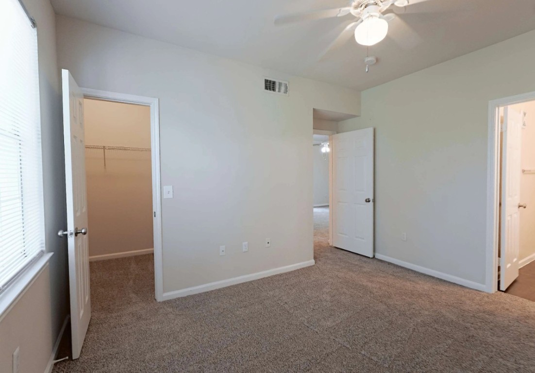 10505 South I-35 Frontage Road, Unit 1718 Austin, TX 78747 - Photo 19 of 21 Up to 6 weeks free on select units!