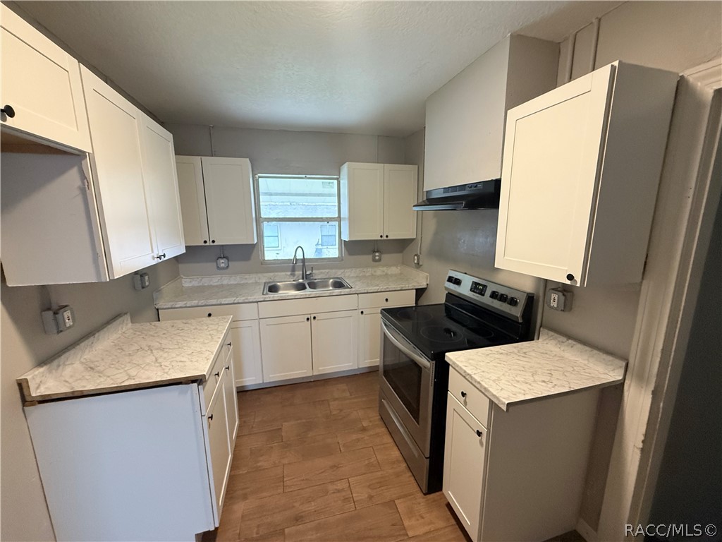 917 Zephyr Street Inverness, FL 34450 - Photo 2 of 17 Gallery Image 2