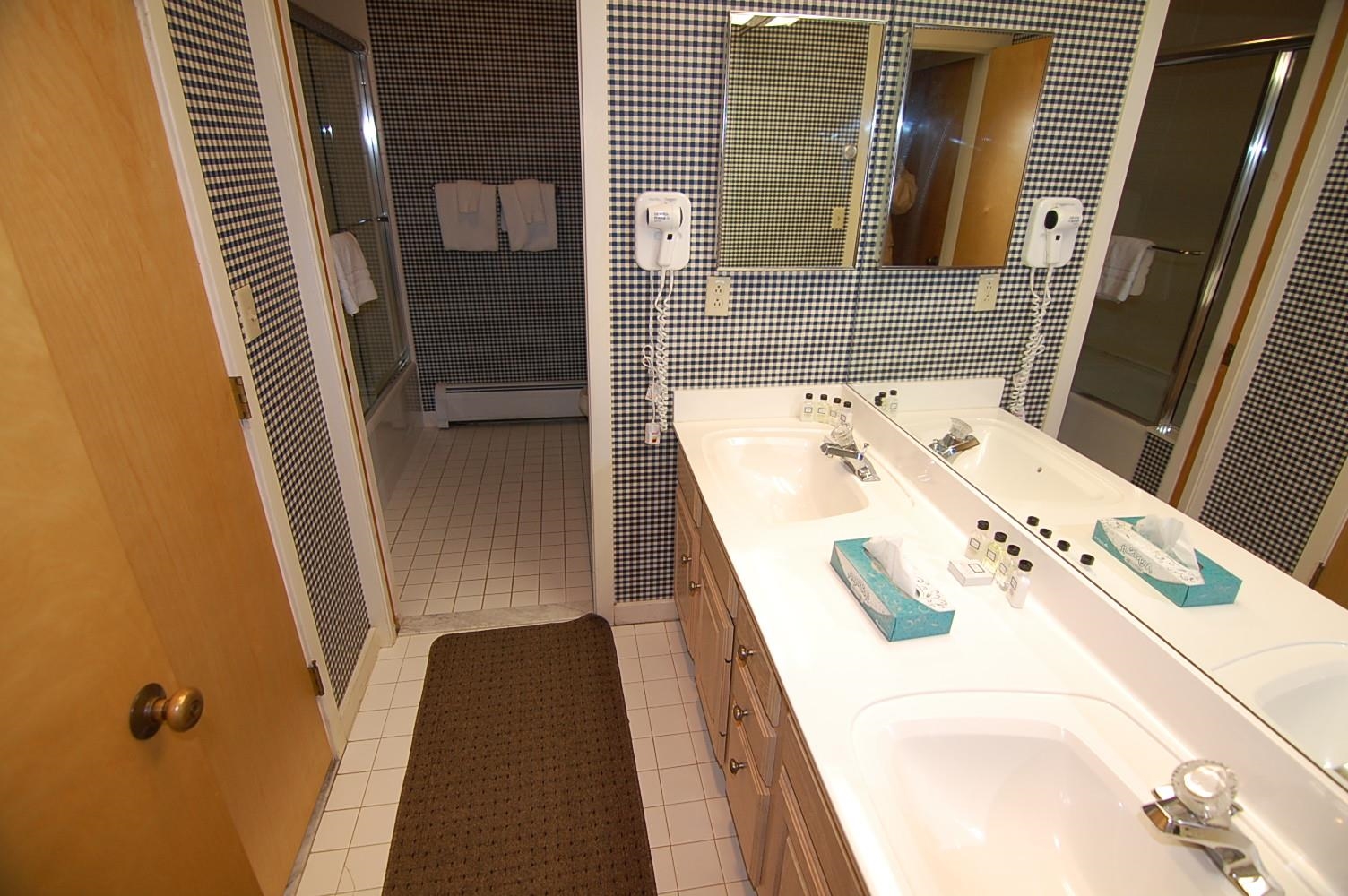 94 Founders Hill Road, Unit 7D Stratton, VT 05155 - Photo 9 of 16