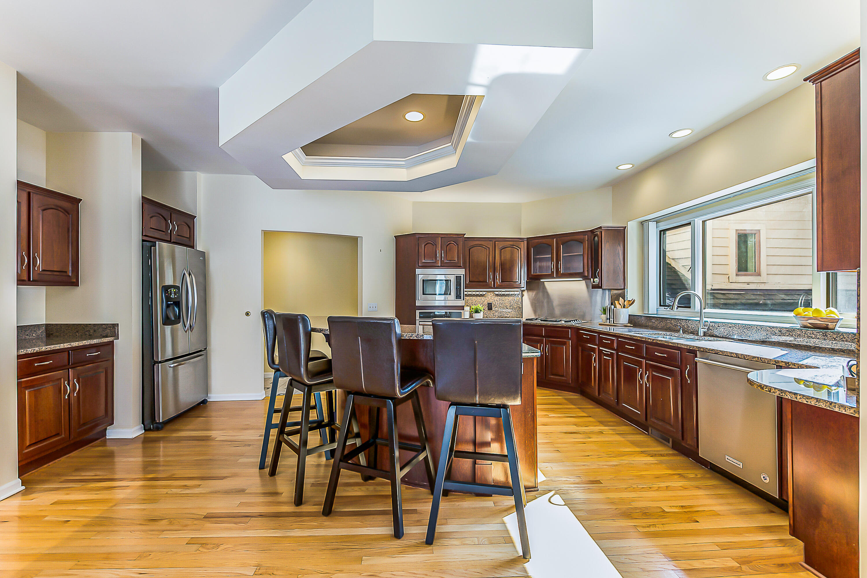 2925 Exmoor Road Ann Arbor, MI 48104 - Photo 14 of 97 Breakfast room to kitchen