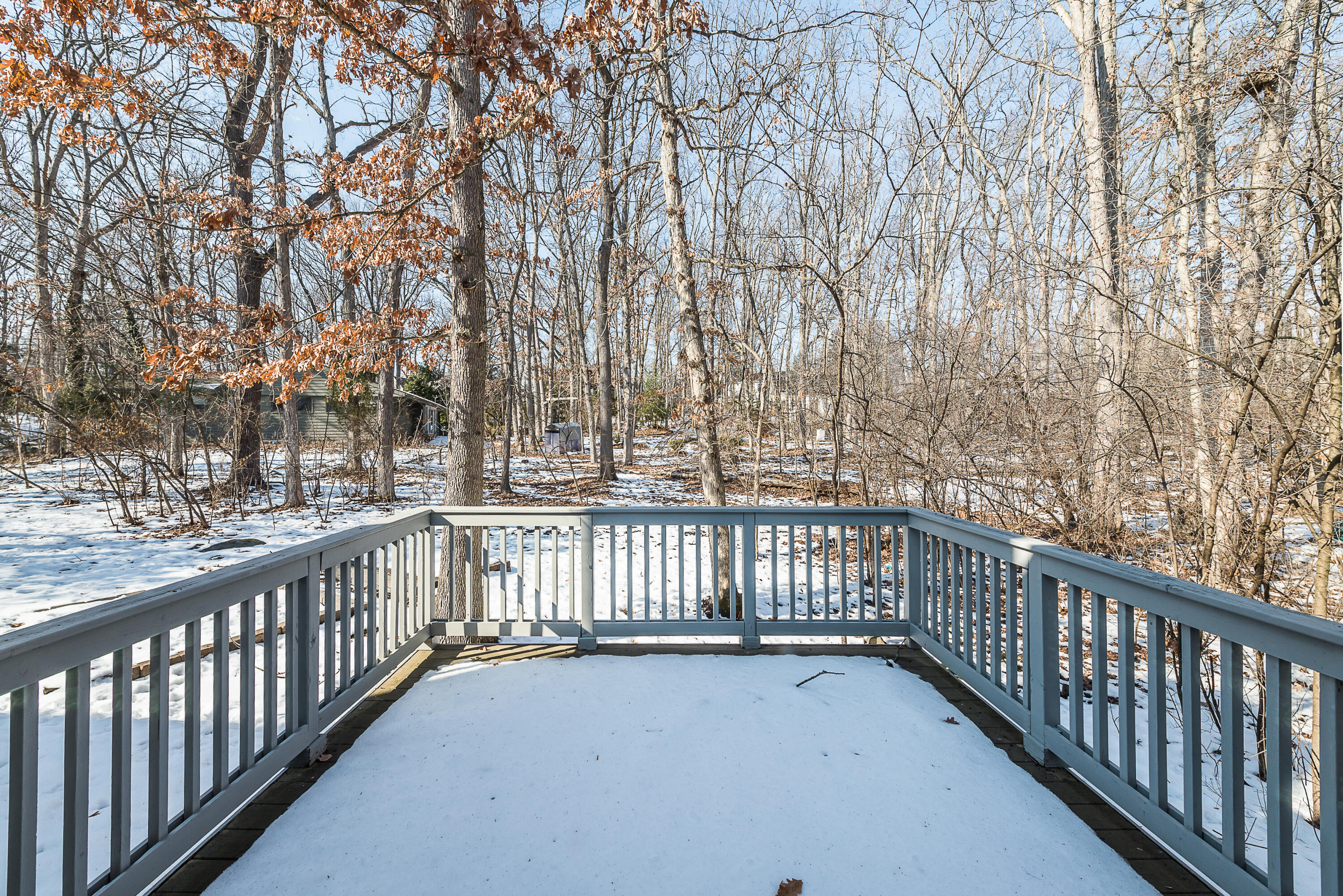 2925 Exmoor Road Ann Arbor, MI 48104 - Photo 35 of 97 Deck off primary