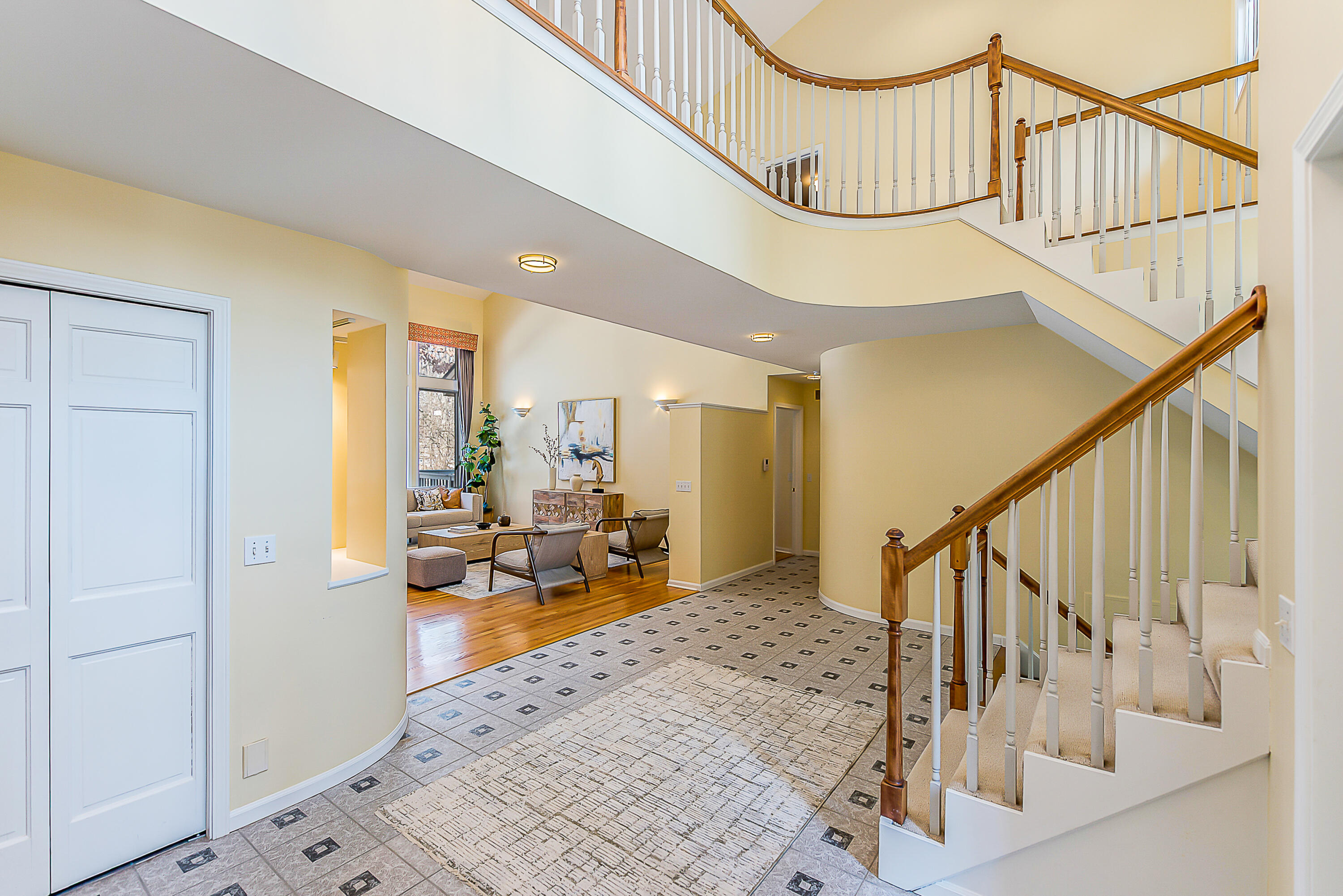 2925 Exmoor Road Ann Arbor, MI 48104 - Photo 42 of 97 Foyer