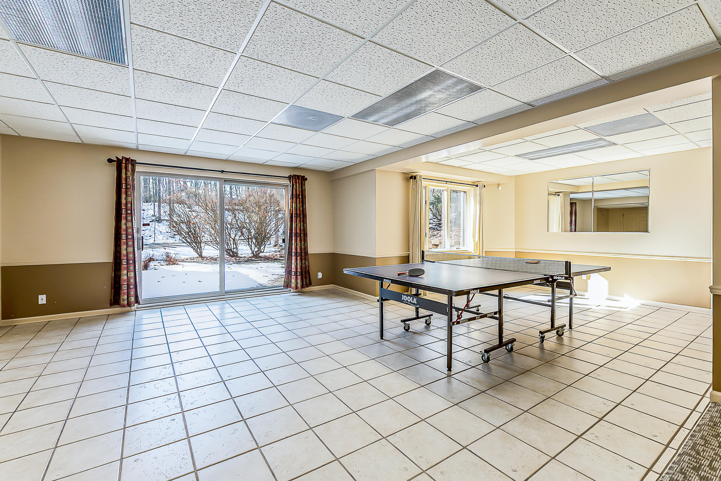 2925 Exmoor Road Ann Arbor, MI 48104 - Photo 69 of 97 To brick patio