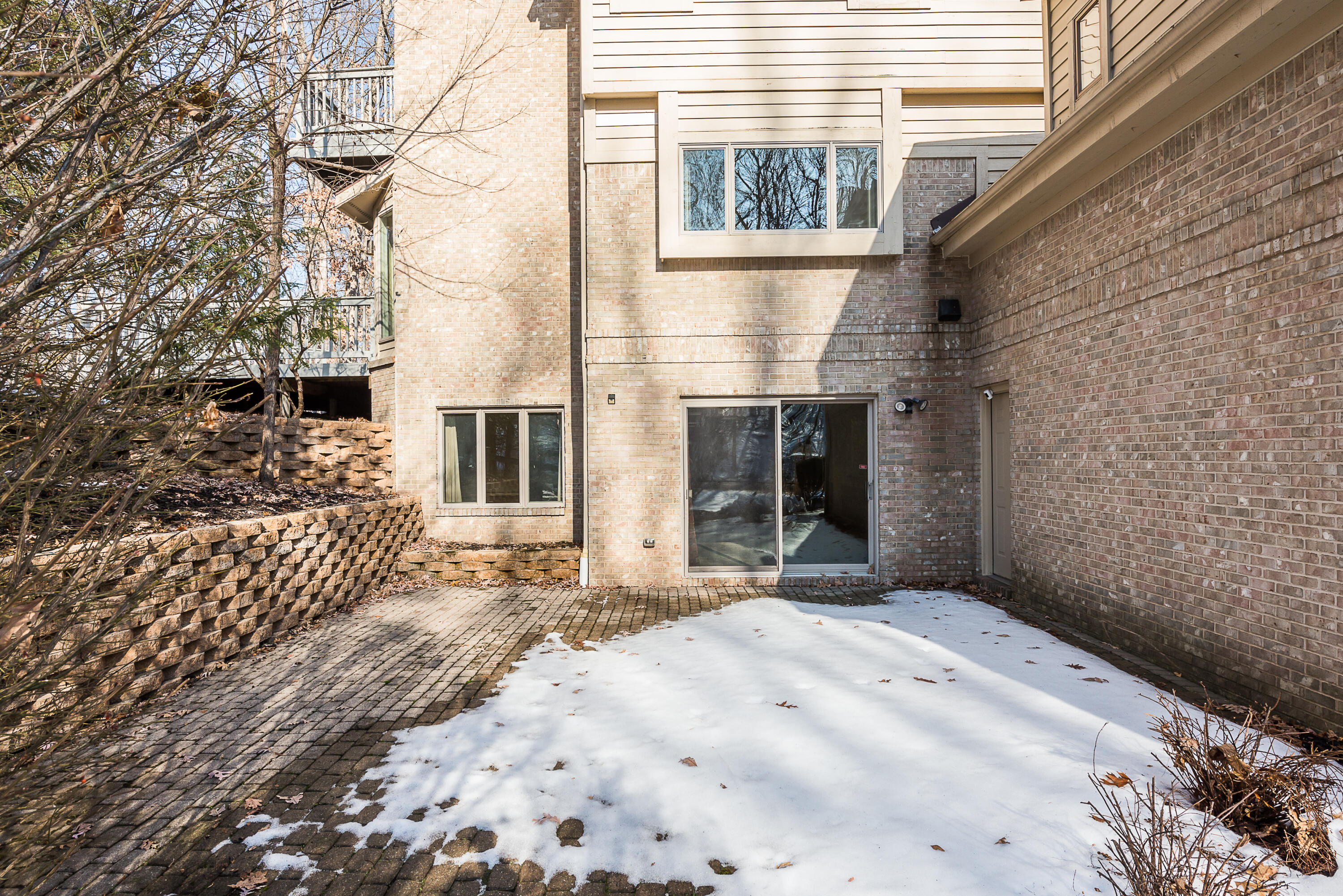 2925 Exmoor Road Ann Arbor, MI 48104 - Photo 71 of 97 Patio