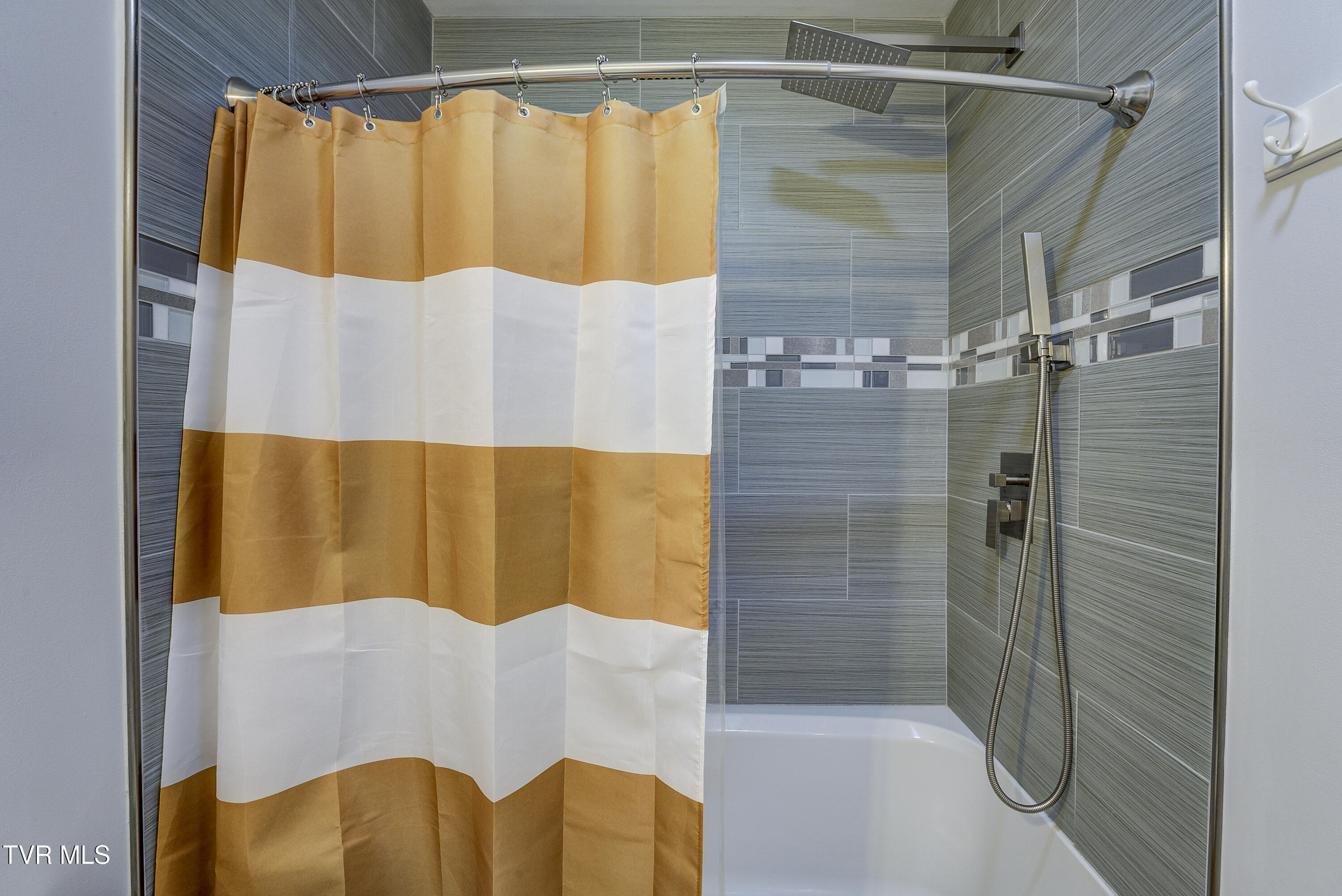 780 Hamilton Road, Unit D5 Blountville, TN 37617 - Photo 6 of 55 Hamilton-D5-4
