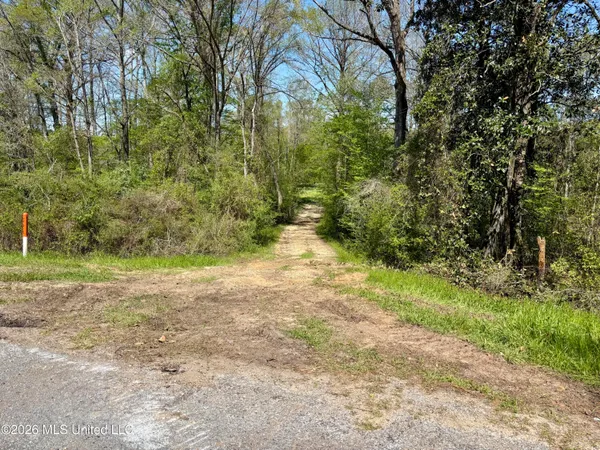 $486,500 | 50 Oakdale Church Road, Seminary, MS 39479