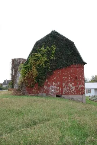 $1,885,000 | 2975-4 Boynton Avenue Northeast, Ada, MI 49301