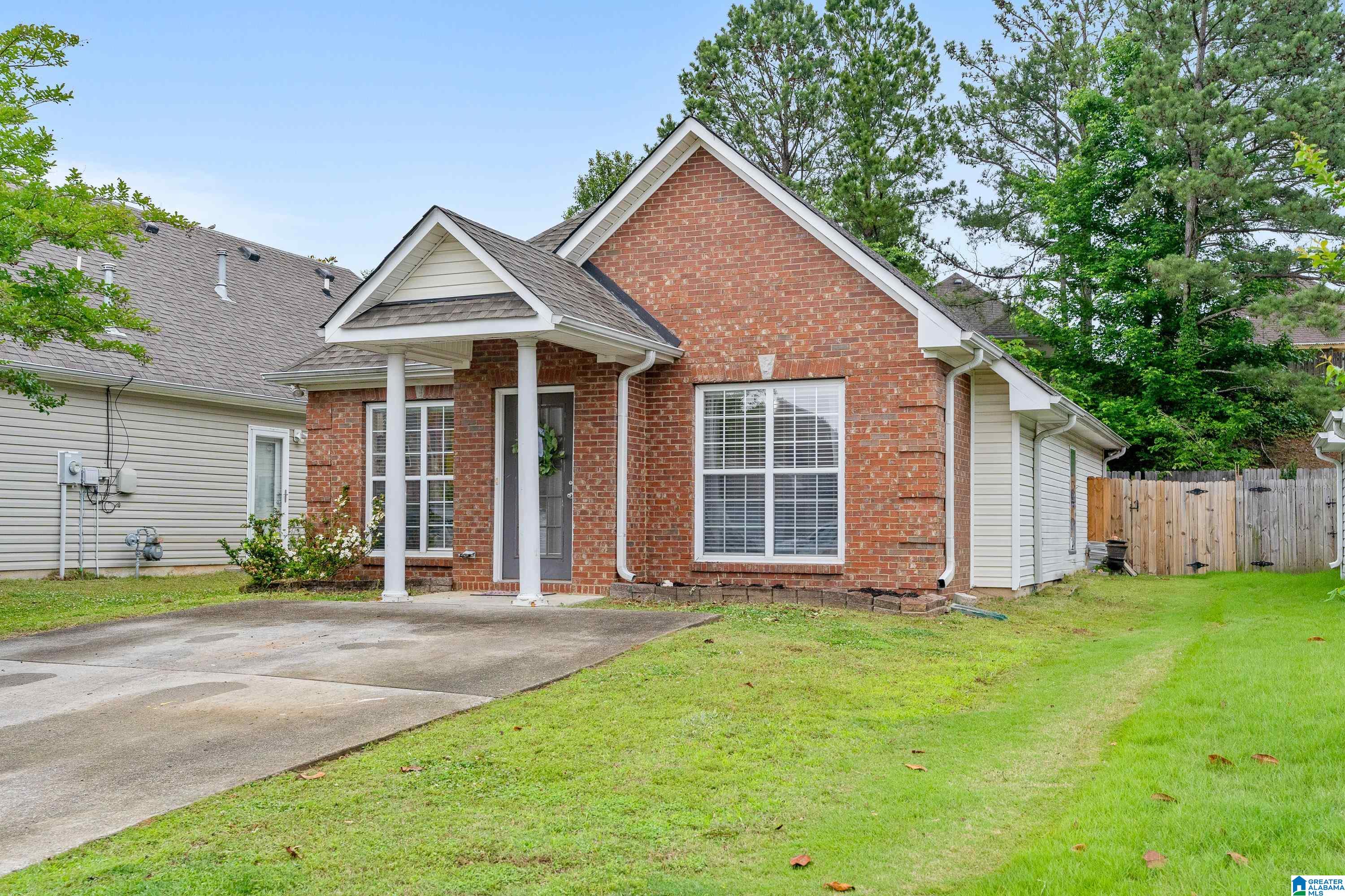 106 Highview Cove Pelham, AL 35124 - Photo 2 of 24