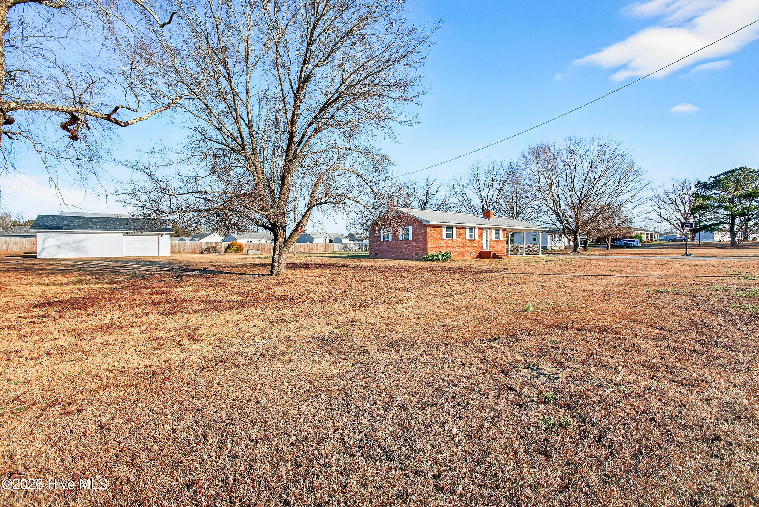 290 Cow Horn Road Richlands, NC 28574 - Photo 2 of 30 04
