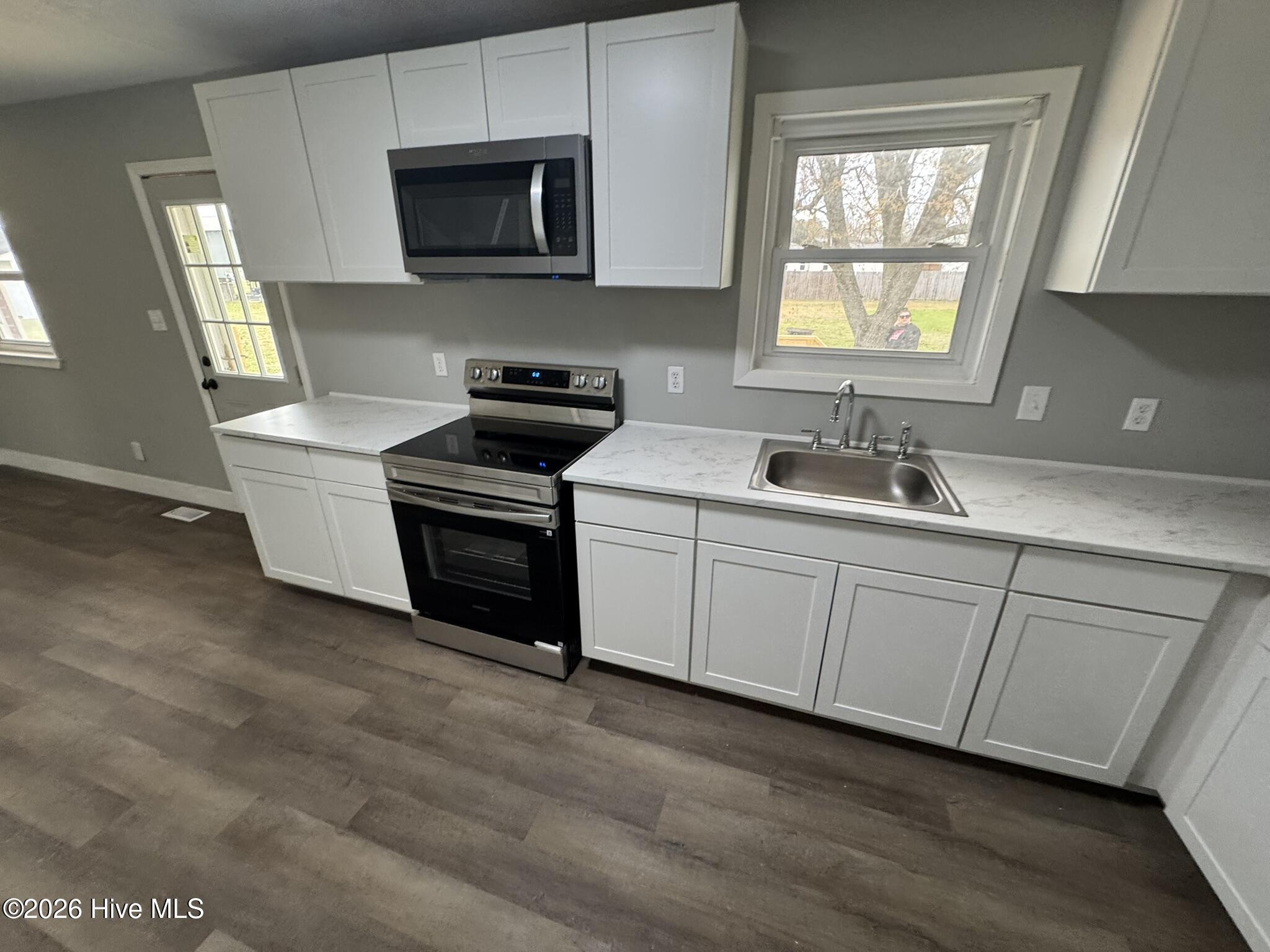 290 Cow Horn Road Richlands, NC 28574 - Photo 7 of 30 IMG_2098