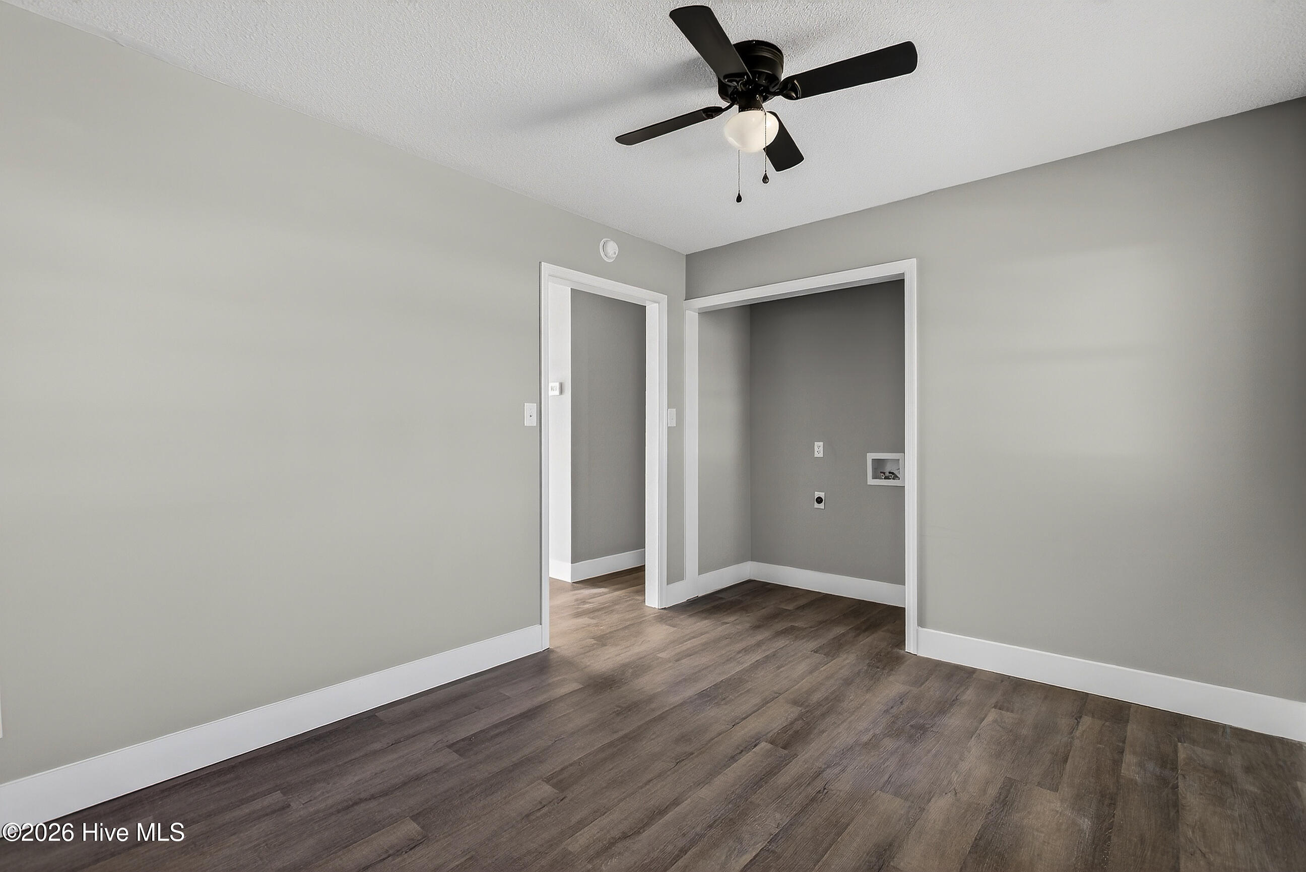 290 Cow Horn Road Richlands, NC 28574 - Photo 8 of 29 09