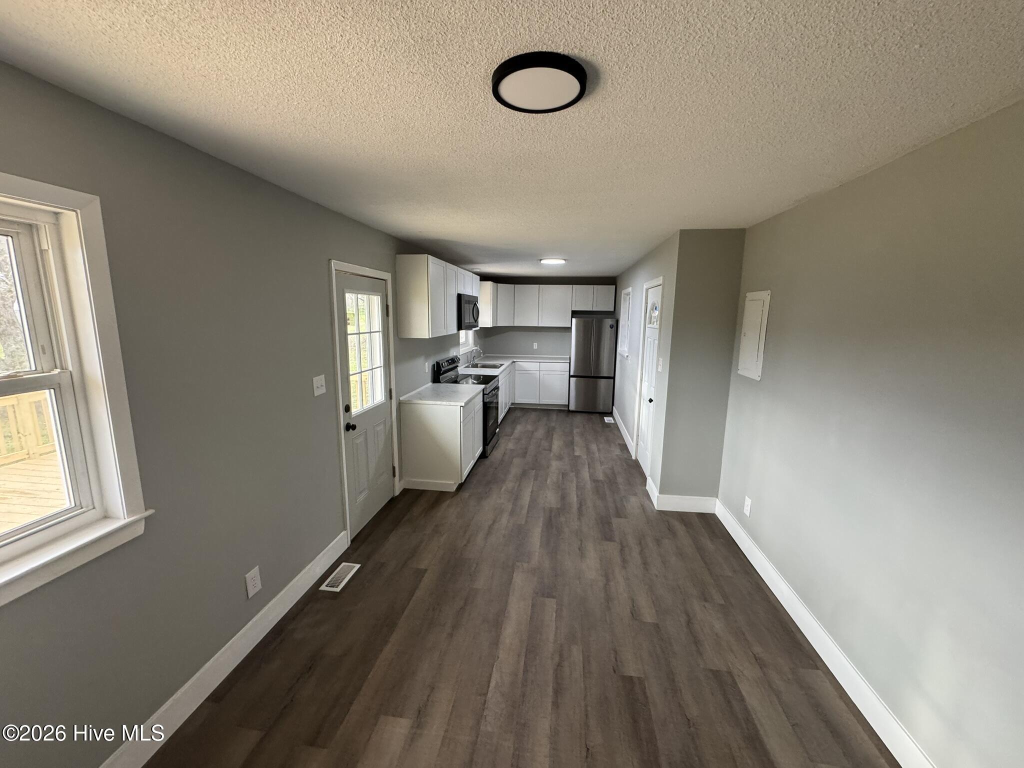 290 Cow Horn Road Richlands, NC 28574 - Photo 9 of 30 IMG_2093