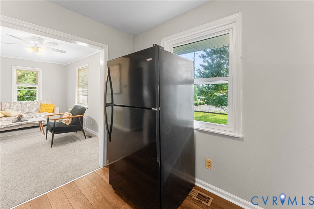 6931 Iron Bridge Road Richmond, VA 23234 - Photo 6 of 33