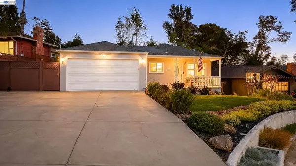$775,000 | 22643 Valley View Drive, Hayward, CA 94541