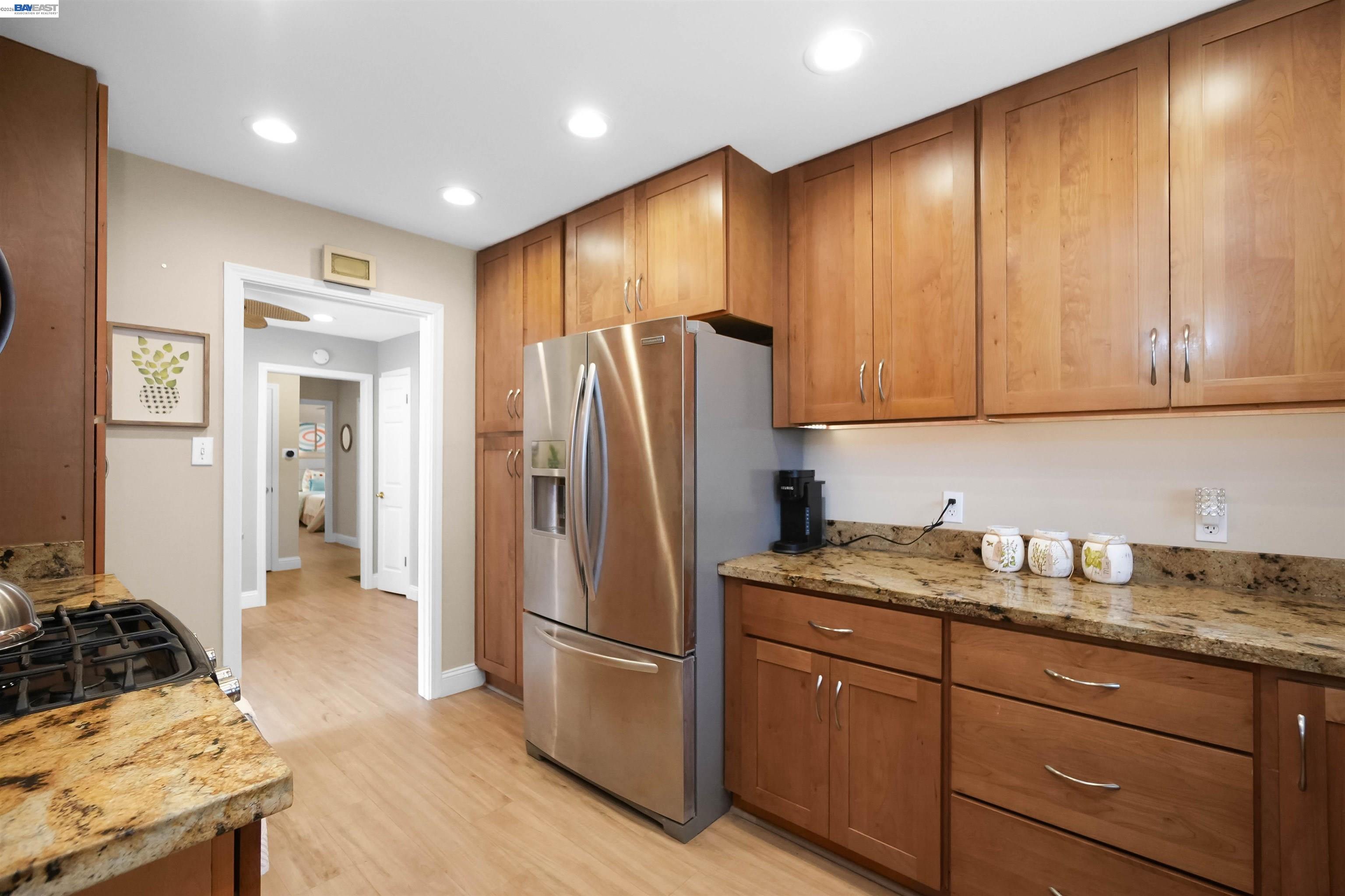 22643 Valley View Drive Hayward, CA 94541 - Photo 16 of 48