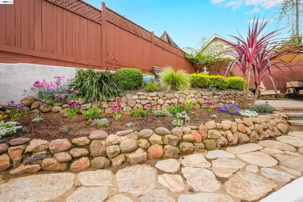 $775,000 | 22643 Valley View Drive, Hayward, CA 94541