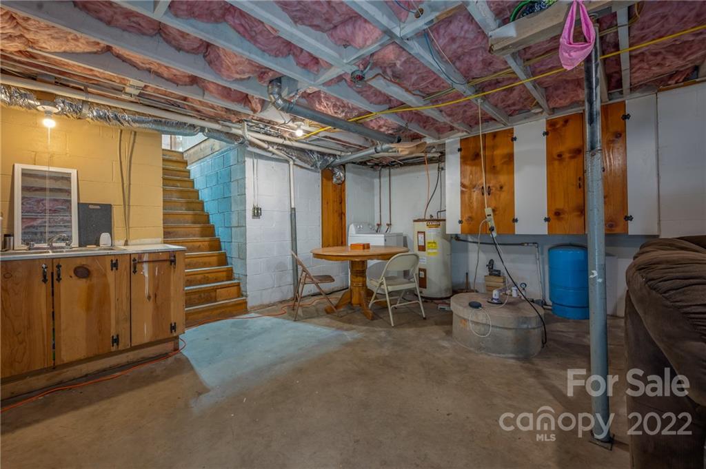488 Elliott Road Rutherfordton, NC 28139 - Photo 28 of 44 a view of a room with chairs