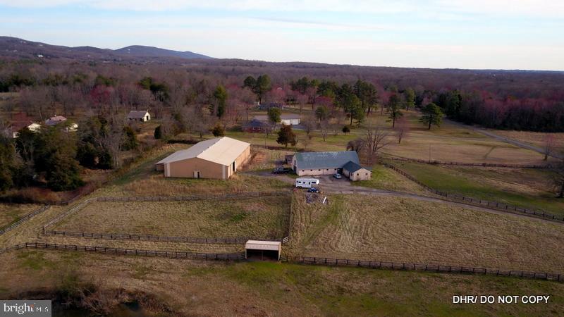 5730 Turner Road Broad Run, VA 20137 - Photo 8 of 31 Gallery Image 8