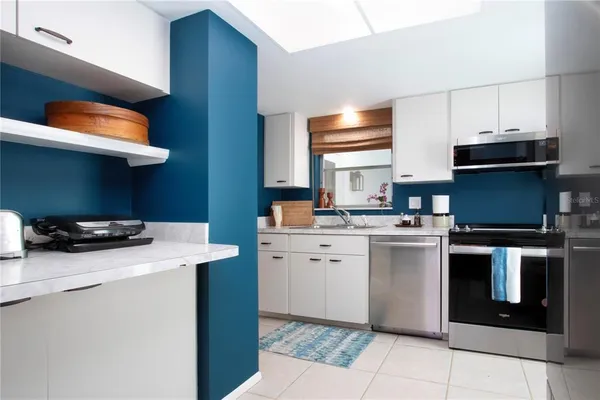 $265,000 | 3252 Westford Lane, Unit 122, Sarasota, FL 34231
